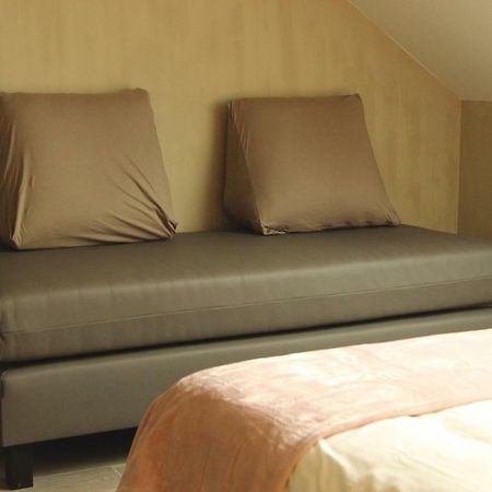 Au-Magasin Bed & Breakfast วีแยลซาลม์ ภายนอก รูปภาพ